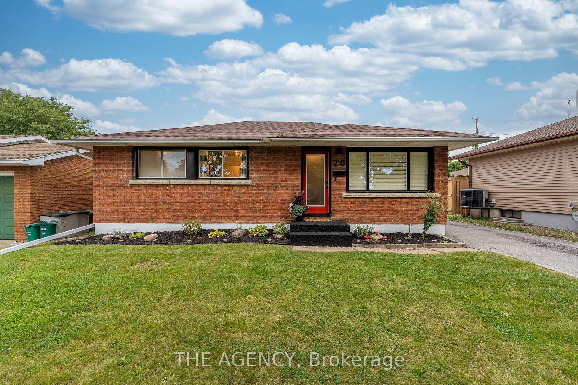 Photo of 20 Ridge Point Drive