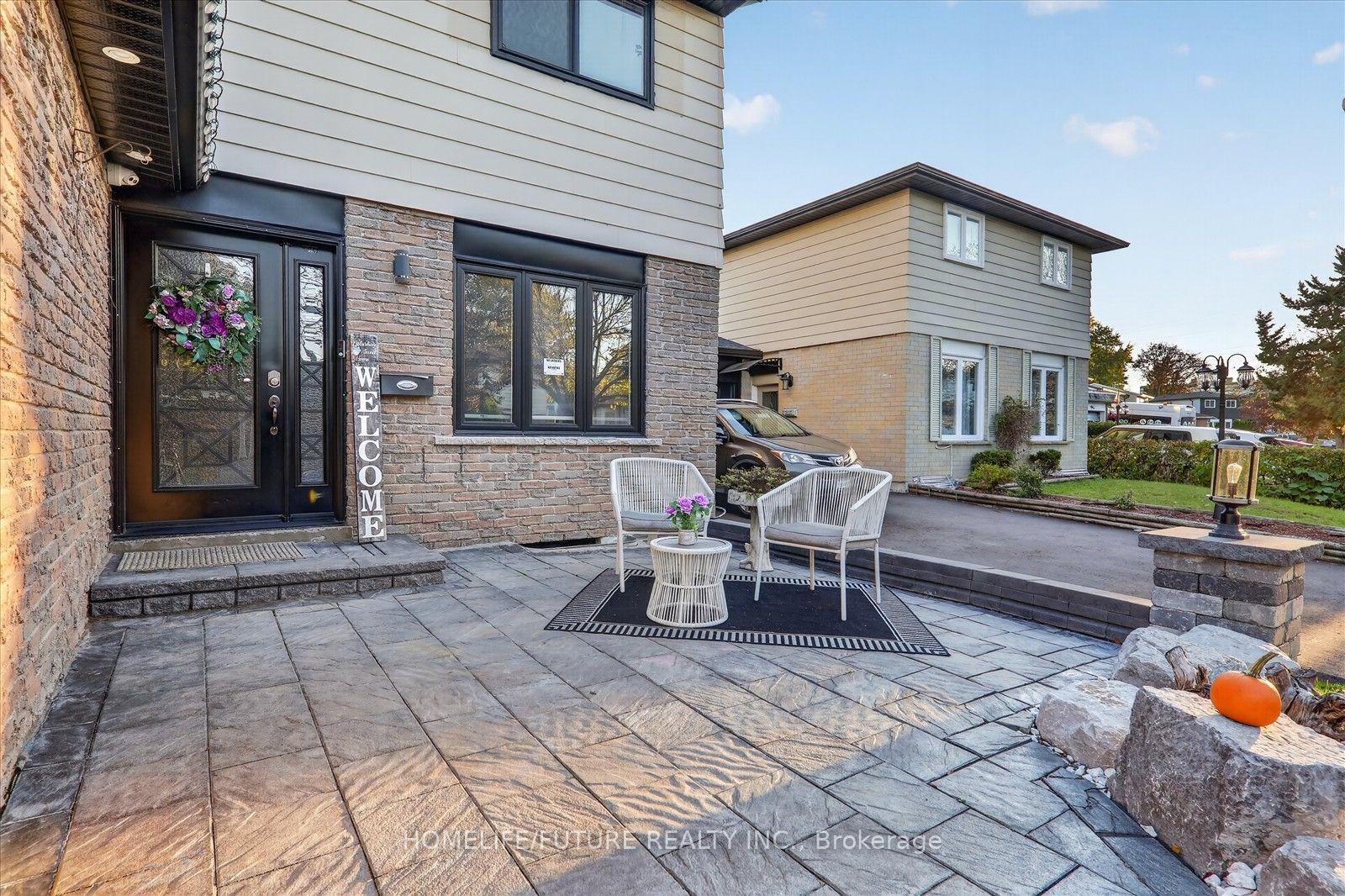 Photo 4 of 1569 Jaywin Circle, Pickering, Village East — HOMEH