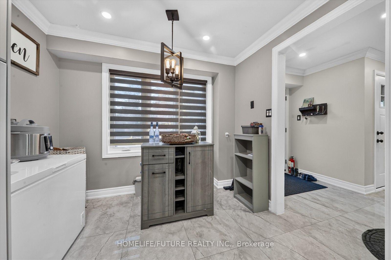 Photo 9 of 1569 Jaywin Circle, Pickering, Village East — HOMEH