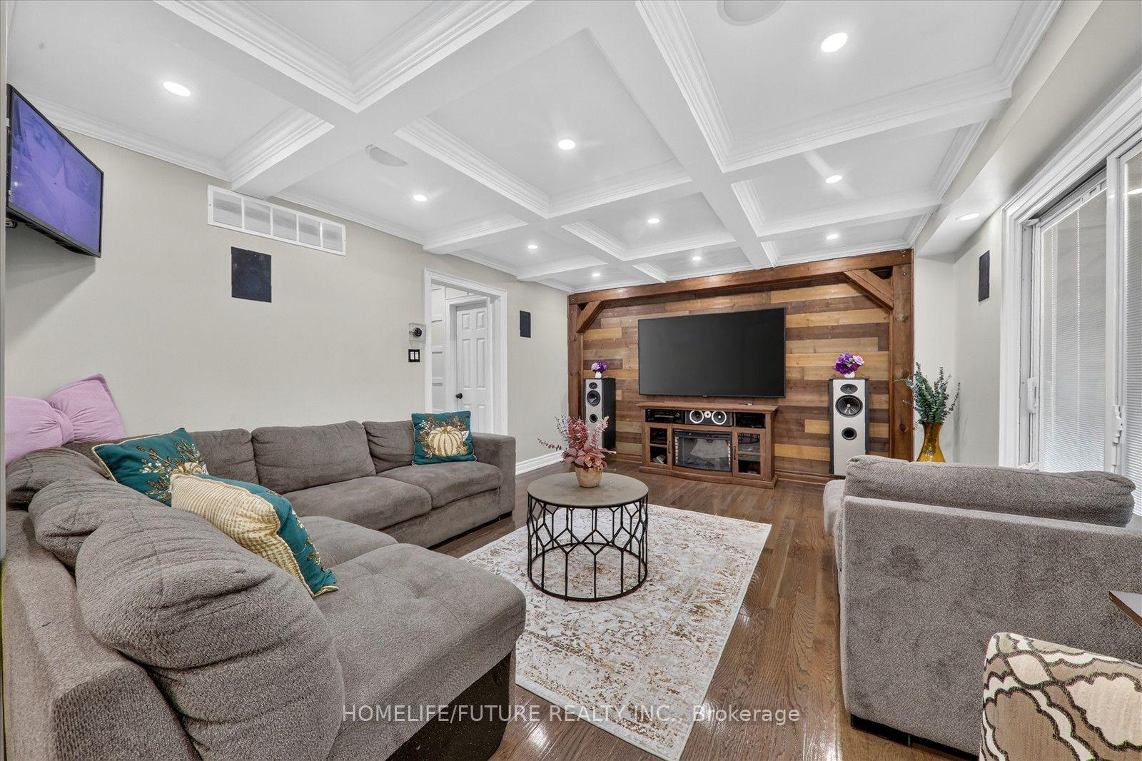 Photo 15 of 1569 Jaywin Circle, Pickering, Village East — HOMEH