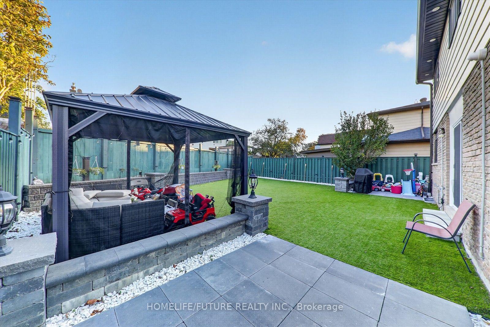 Photo 37 of 1569 Jaywin Circle, Pickering, Village East — HOMEH