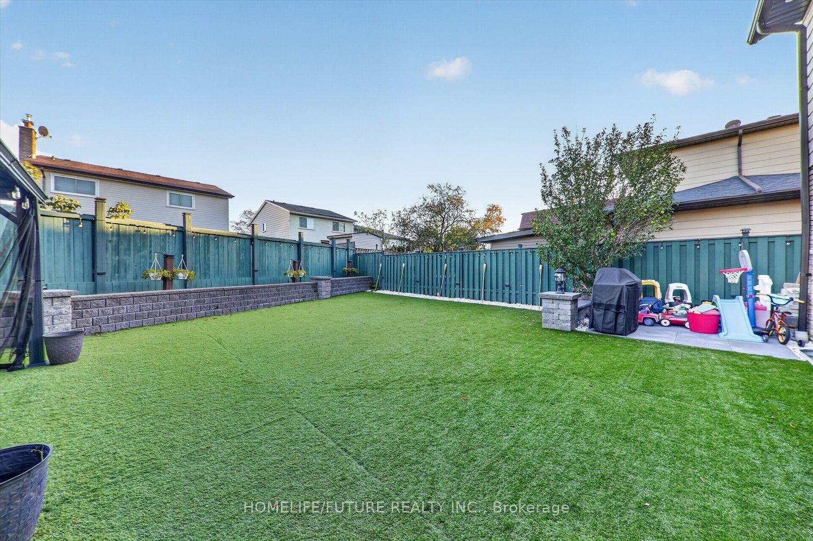 Photo 39 of 1569 Jaywin Circle, Pickering, Village East — HOMEH