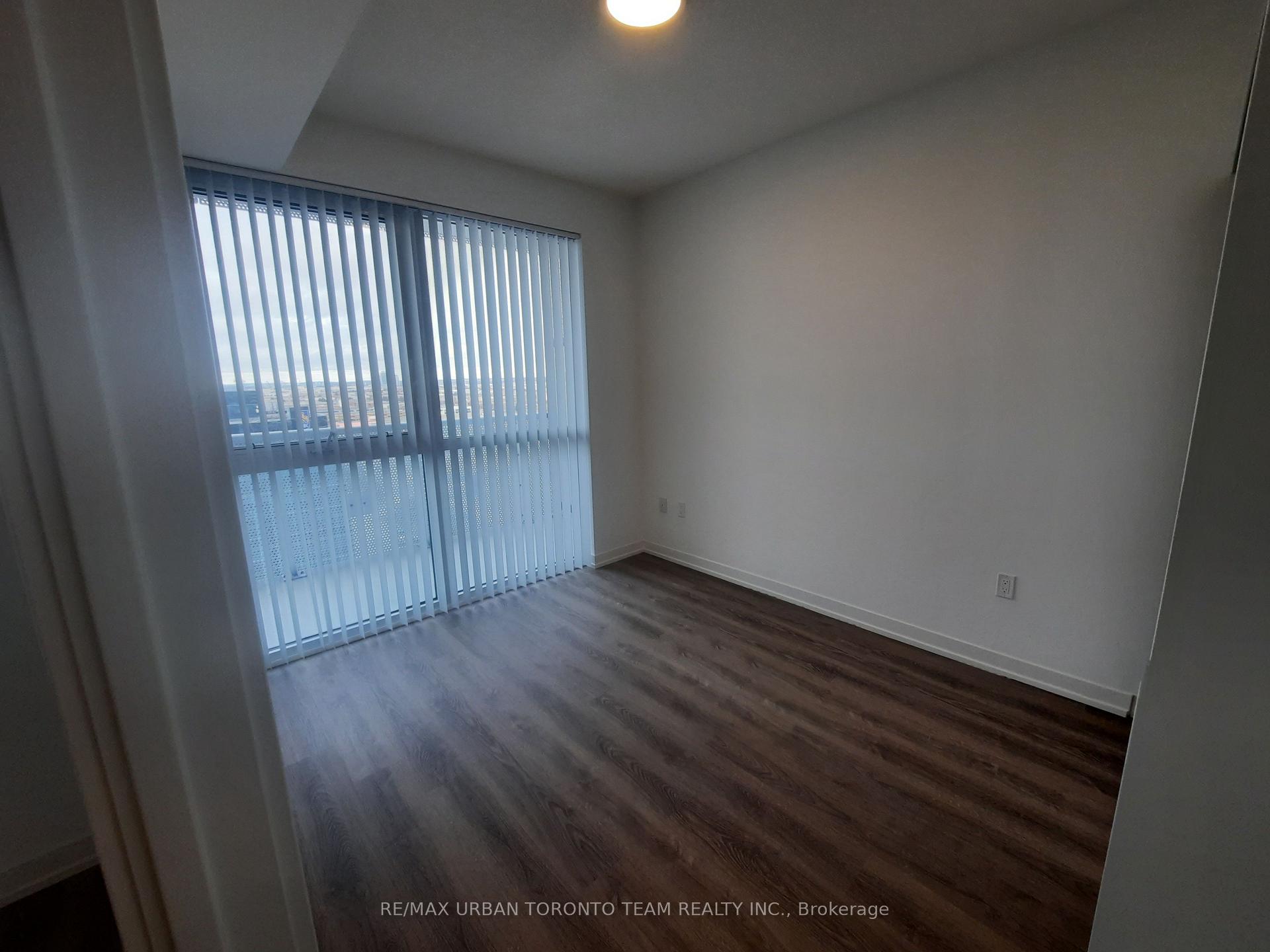 Photo 12 of Unit 1505, 8 Interchange Way, Vaughan, Vaughan Corporate Centre — HOMEH