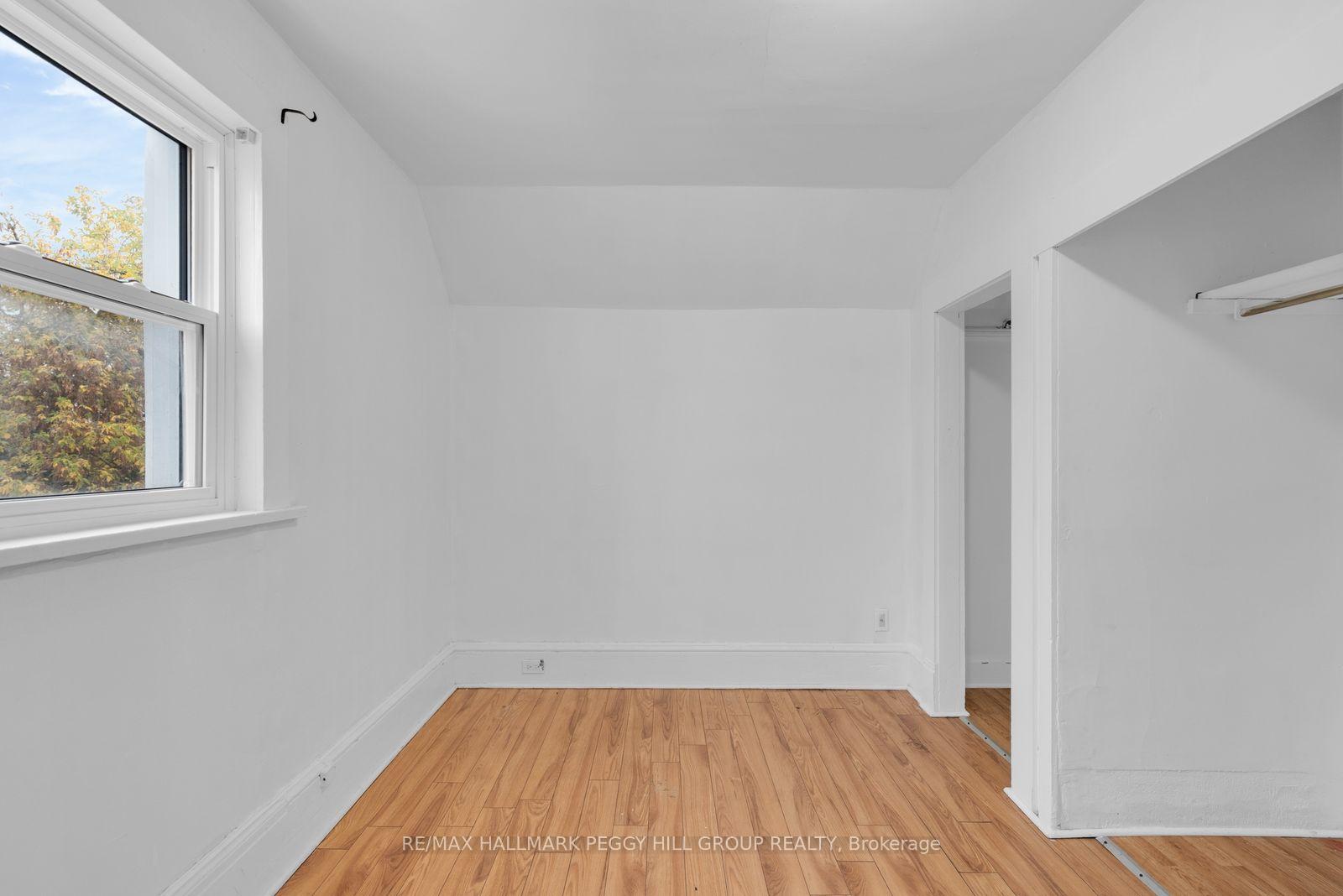 Photo 7 of 108 John Street, Barrie, Sanford — HOMEH