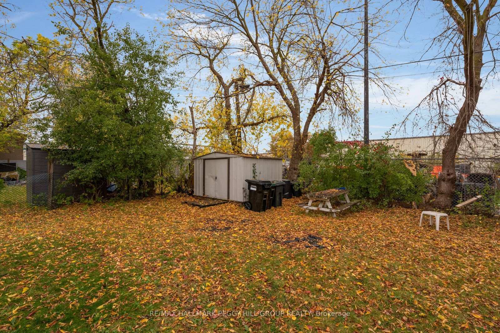 Photo 19 of 108 John Street, Barrie, Sanford — HOMEH