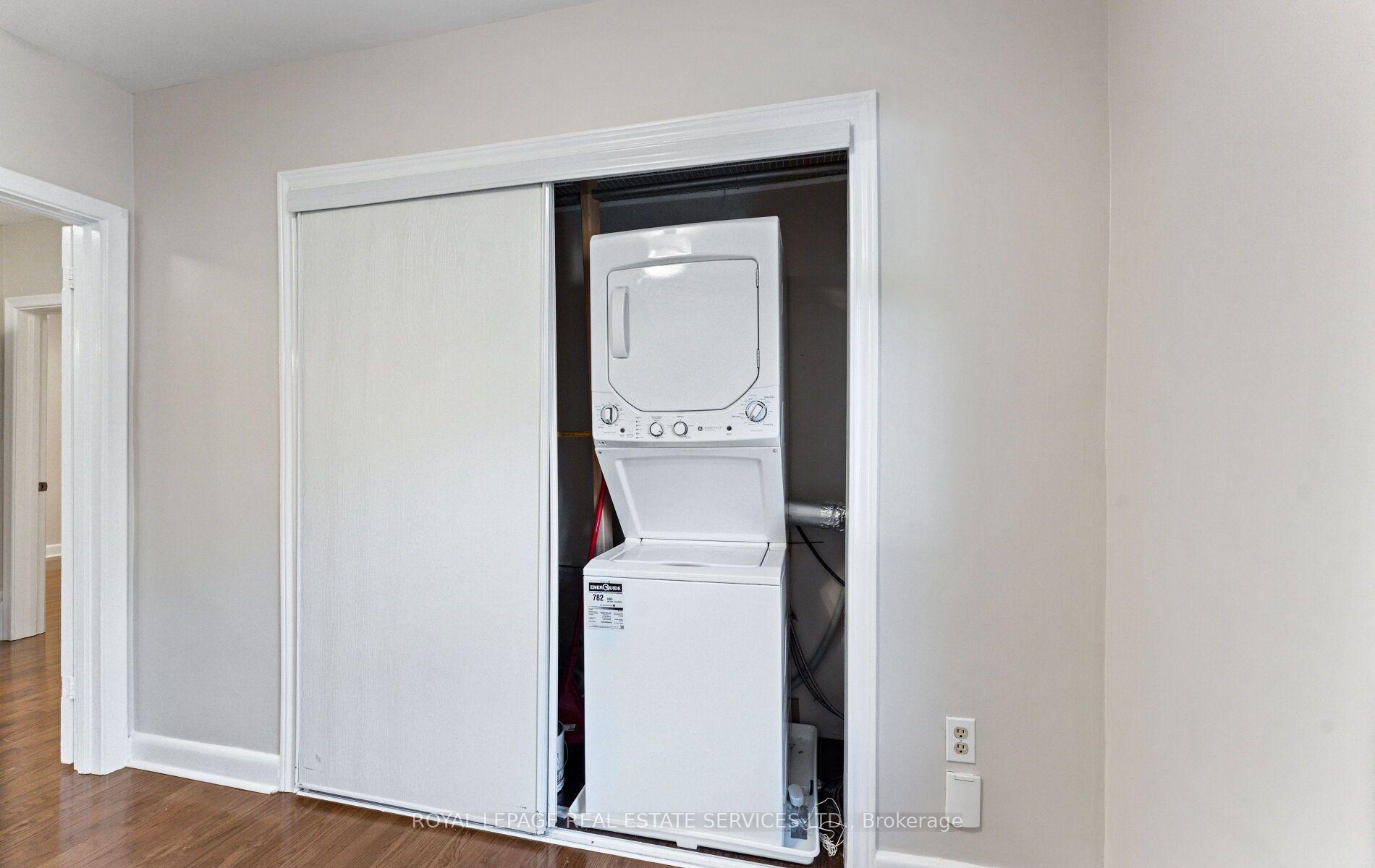Photo 14 of 90 Silverhill Drive, Etobicoke, Islington-City Centre West — HOMEH