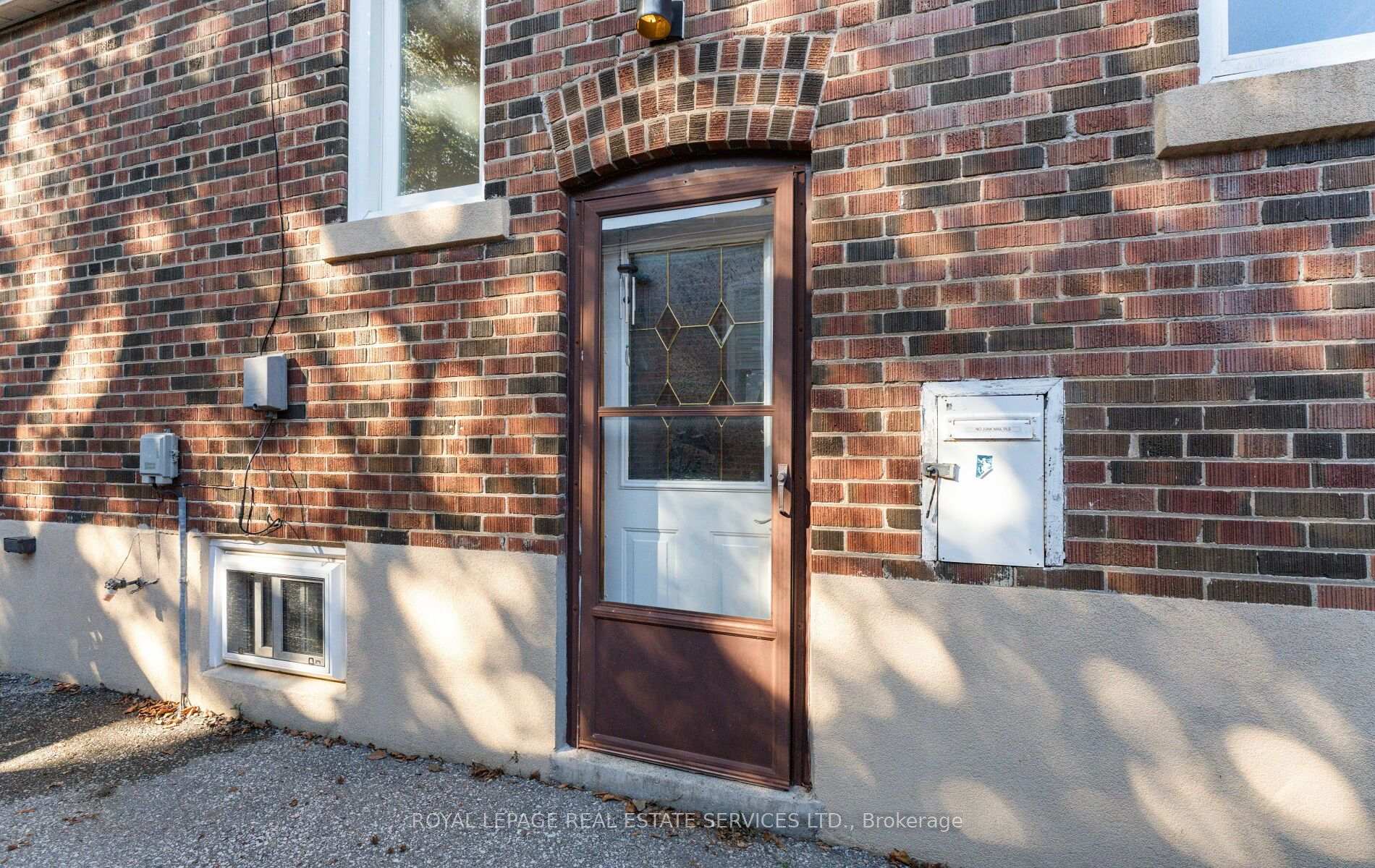 Photo 15 of 90 Silverhill Drive, Etobicoke, Islington-City Centre West — HOMEH