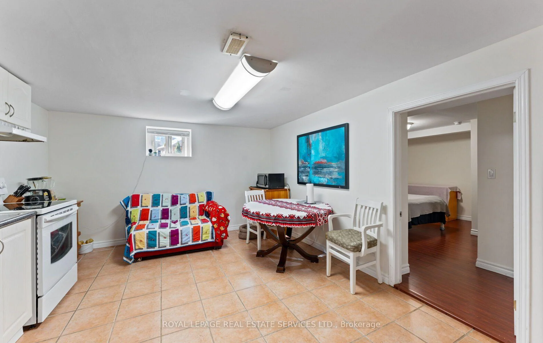 Photo 20 of 90 Silverhill Drive, Etobicoke, Islington-City Centre West — HOMEH