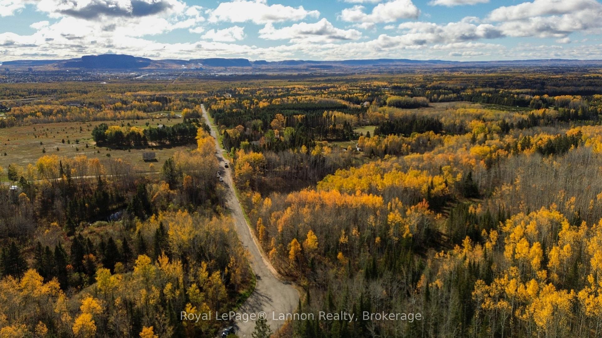 Photo 10 of 295 Beckwick Road, Thunder Bay, McIntyre South — HOMEH