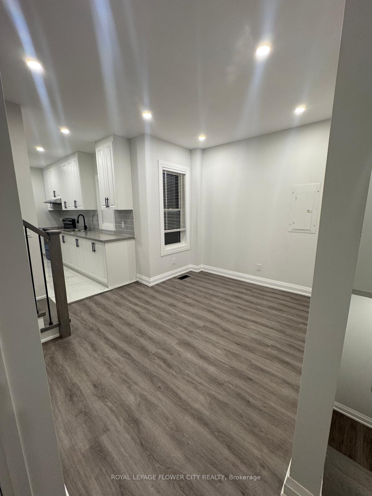 Photo 1 of Unit #Upper, 414 Perth Avenue, Toronto, Dovercourt-Wallace Emerson-Junction — HOMEH