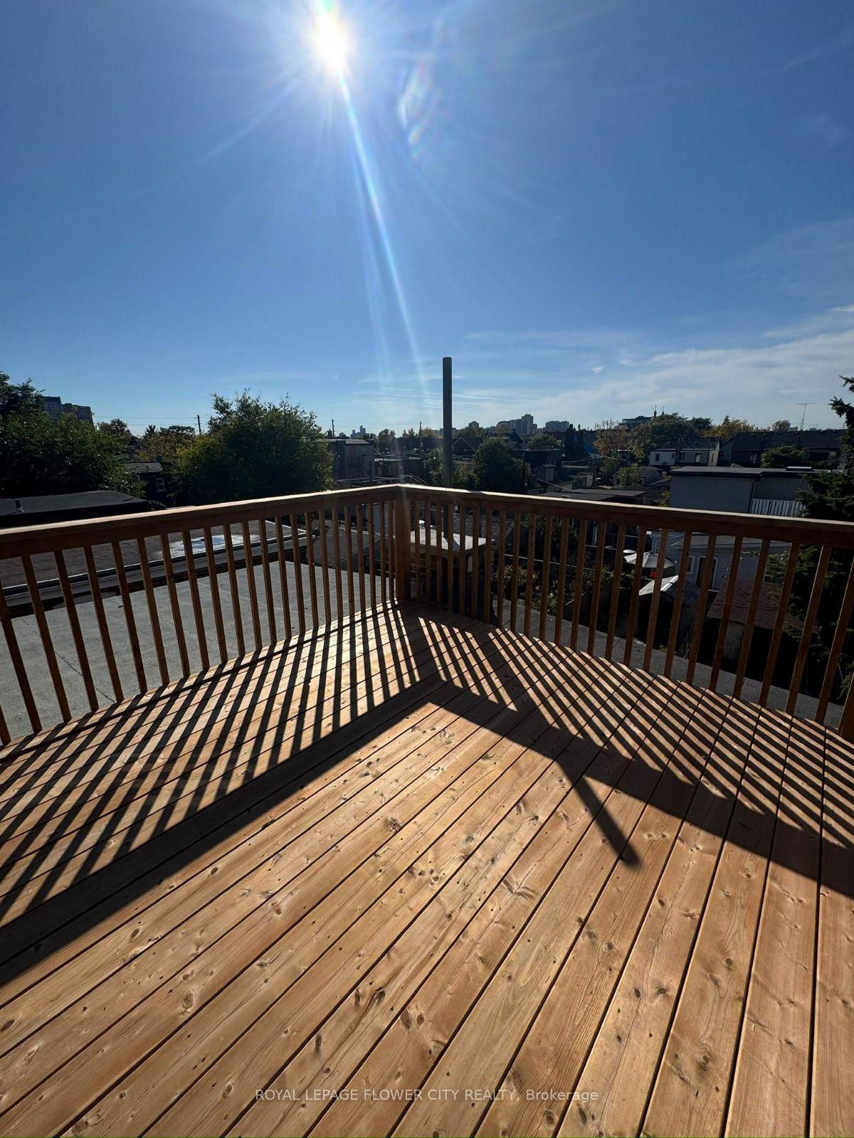 Photo 17 of Unit #Upper, 414 Perth Avenue, Toronto, Dovercourt-Wallace Emerson-Junction — HOMEH
