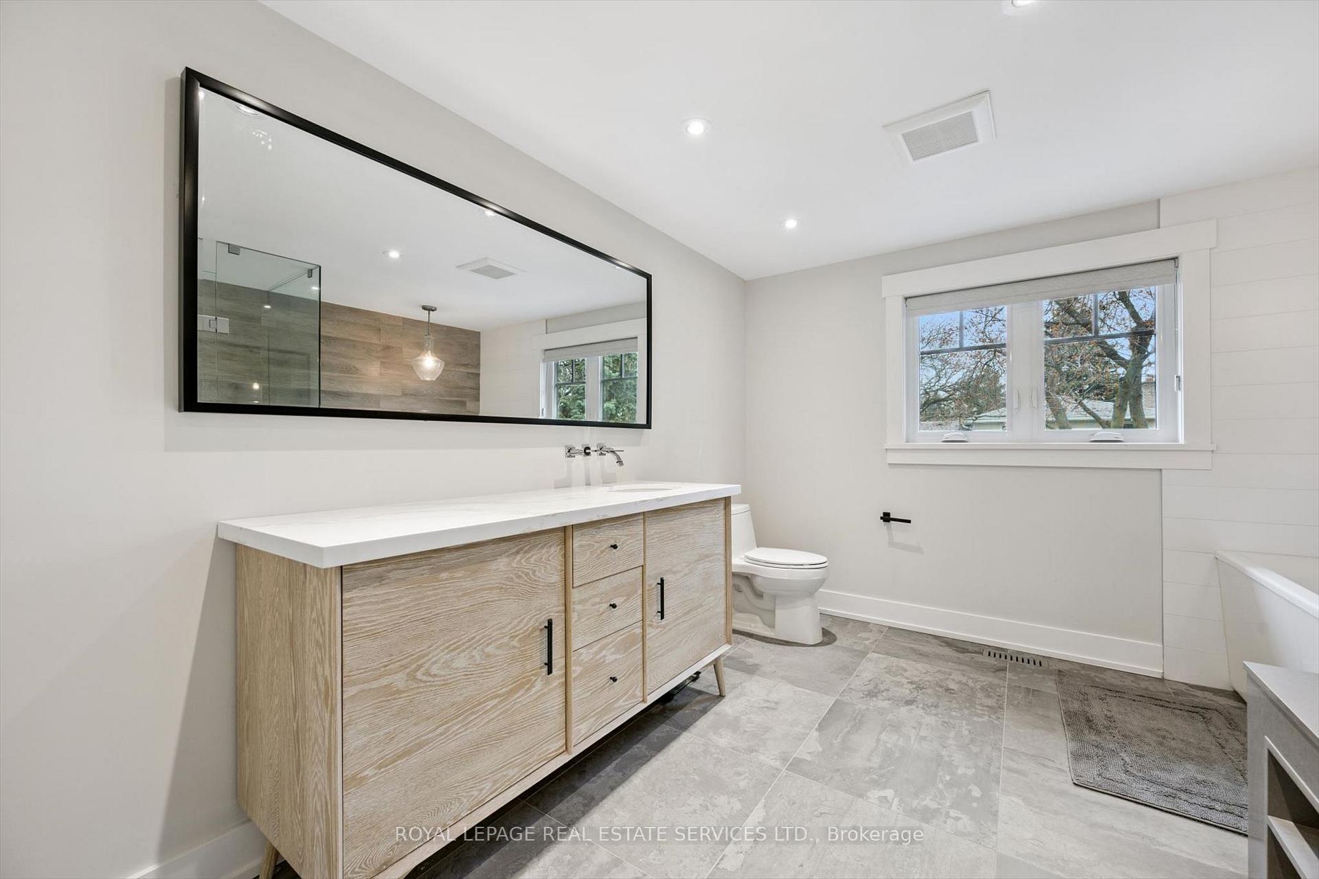 Photo 23 of 269 Sunray Road, Oakville, Bronte — HOMEH