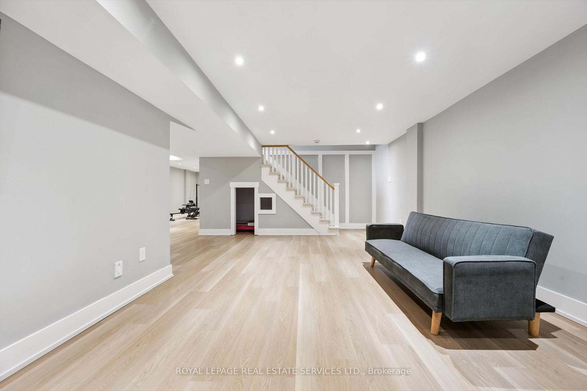 Photo 36 of 269 Sunray Road, Oakville, Bronte — HOMEH