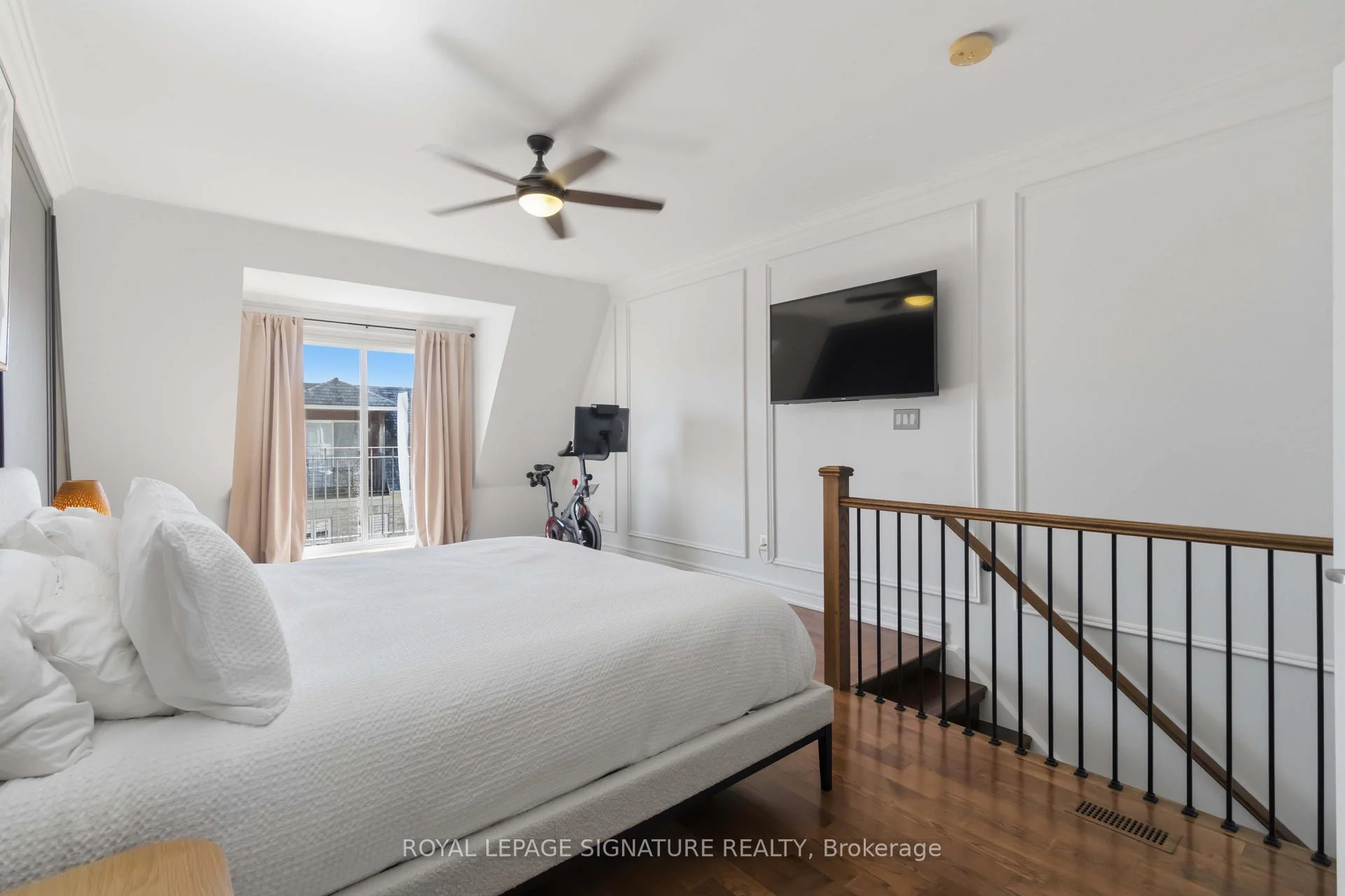 Photo 17 of 31 Furrow Lane, Etobicoke, Islington-City Centre West — HOMEH