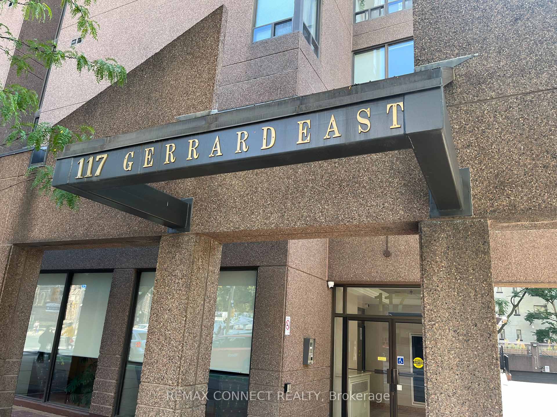 Photo 2 of Unit 601, 117 Gerrard Street, Toronto, Church-Yonge Corridor — HOMEH