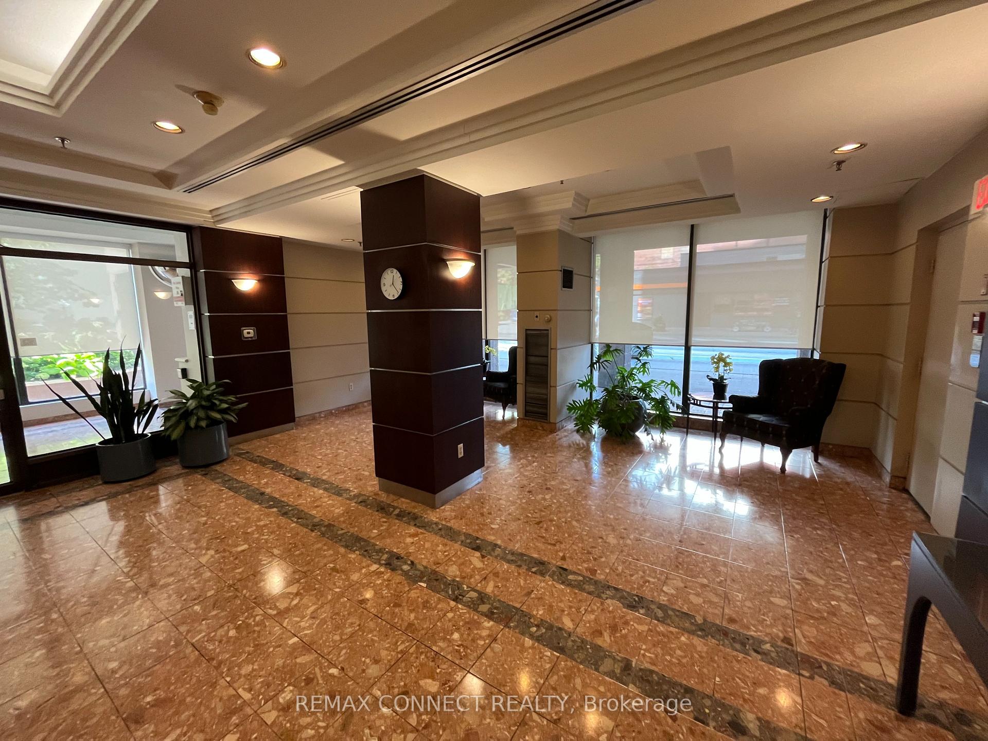 Photo 4 of Unit 601, 117 Gerrard Street, Toronto, Church-Yonge Corridor — HOMEH