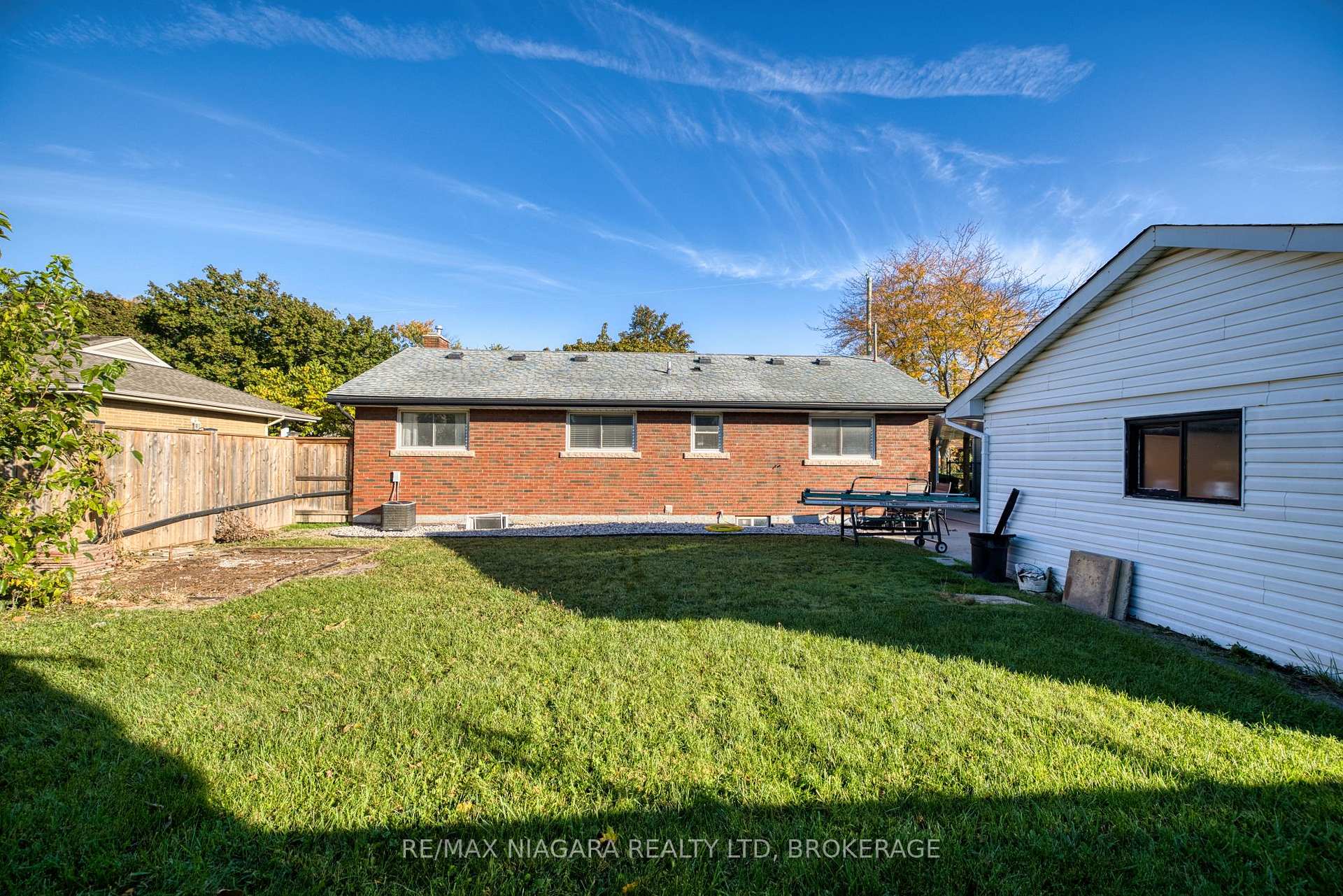 Photo 32 of 6 Broadmore Avenue, St. Catharines, Carlton/Bunting — HOMEH