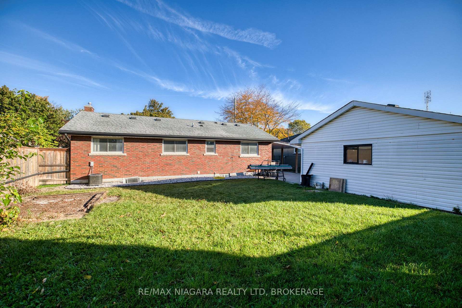 Photo 33 of 6 Broadmore Avenue, St. Catharines, Carlton/Bunting — HOMEH