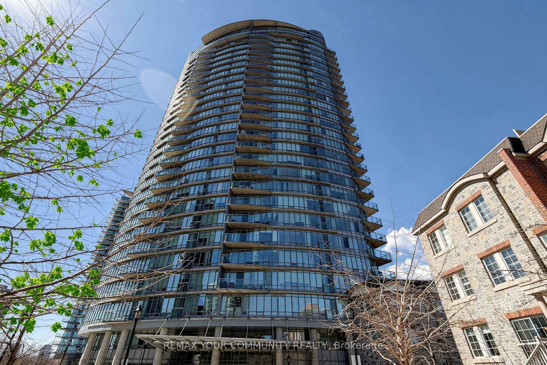 Photo 2 of Unit 1506, 15 Windermere Avenue, Toronto, High Park-Swansea — HOMEH