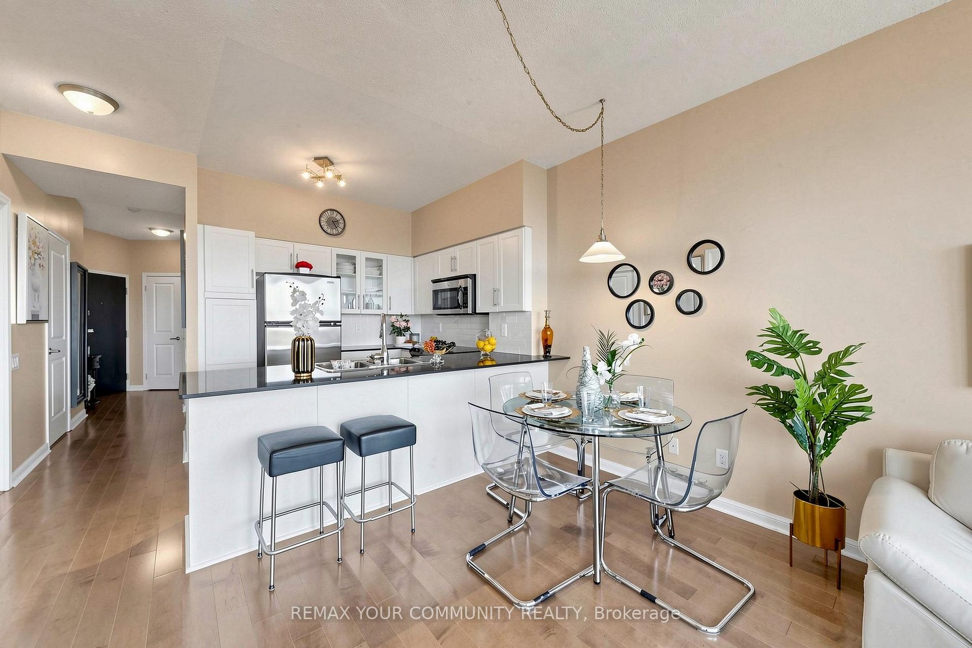 Photo 16 of Unit 1506, 15 Windermere Avenue, Toronto, High Park-Swansea — HOMEH