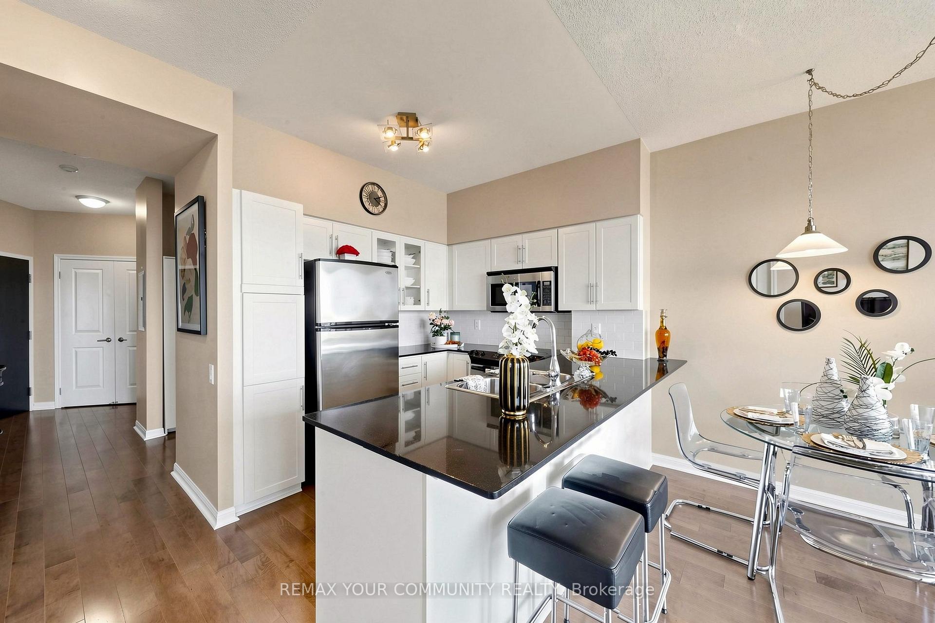Photo 17 of Unit 1506, 15 Windermere Avenue, Toronto, High Park-Swansea — HOMEH