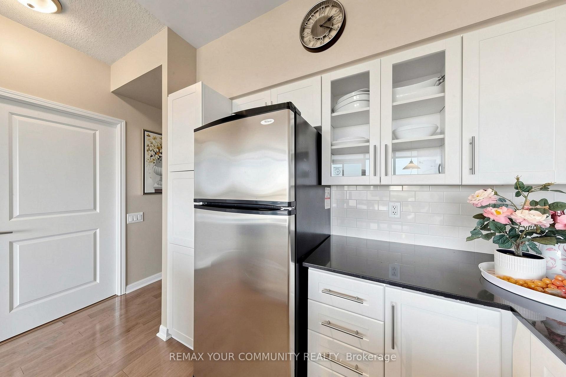 Photo 21 of Unit 1506, 15 Windermere Avenue, Toronto, High Park-Swansea — HOMEH