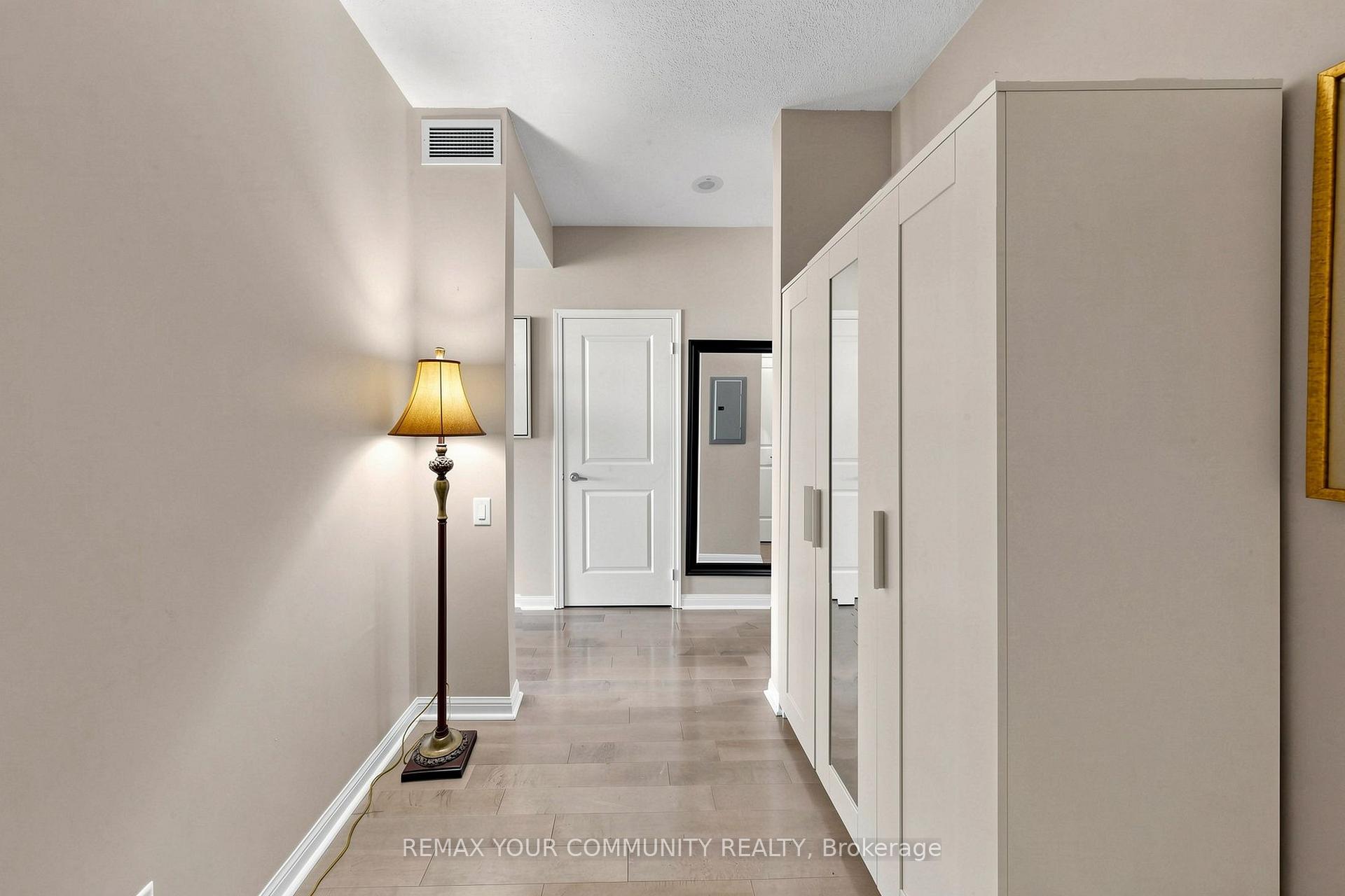 Photo 25 of Unit 1506, 15 Windermere Avenue, Toronto, High Park-Swansea — HOMEH