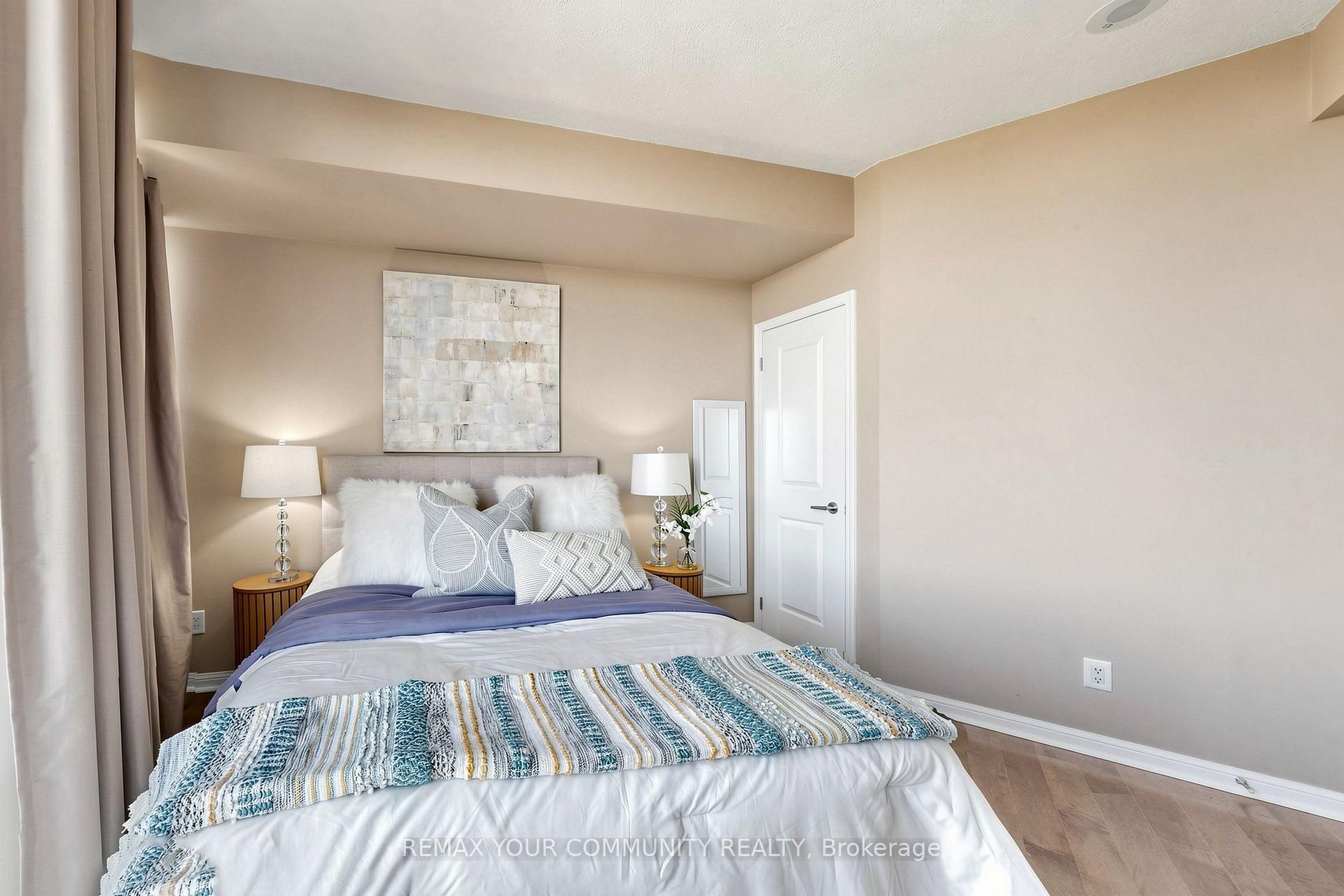 Photo 28 of Unit 1506, 15 Windermere Avenue, Toronto, High Park-Swansea — HOMEH