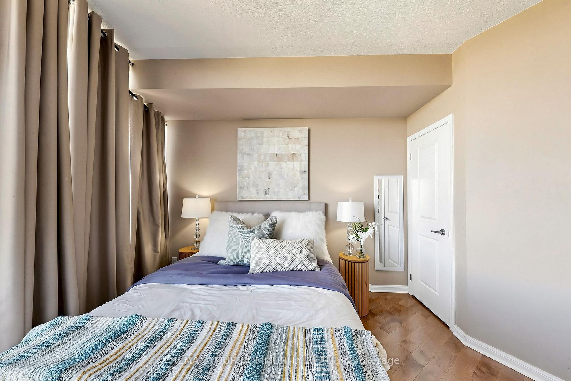 Photo 29 of Unit 1506, 15 Windermere Avenue, Toronto, High Park-Swansea — HOMEH