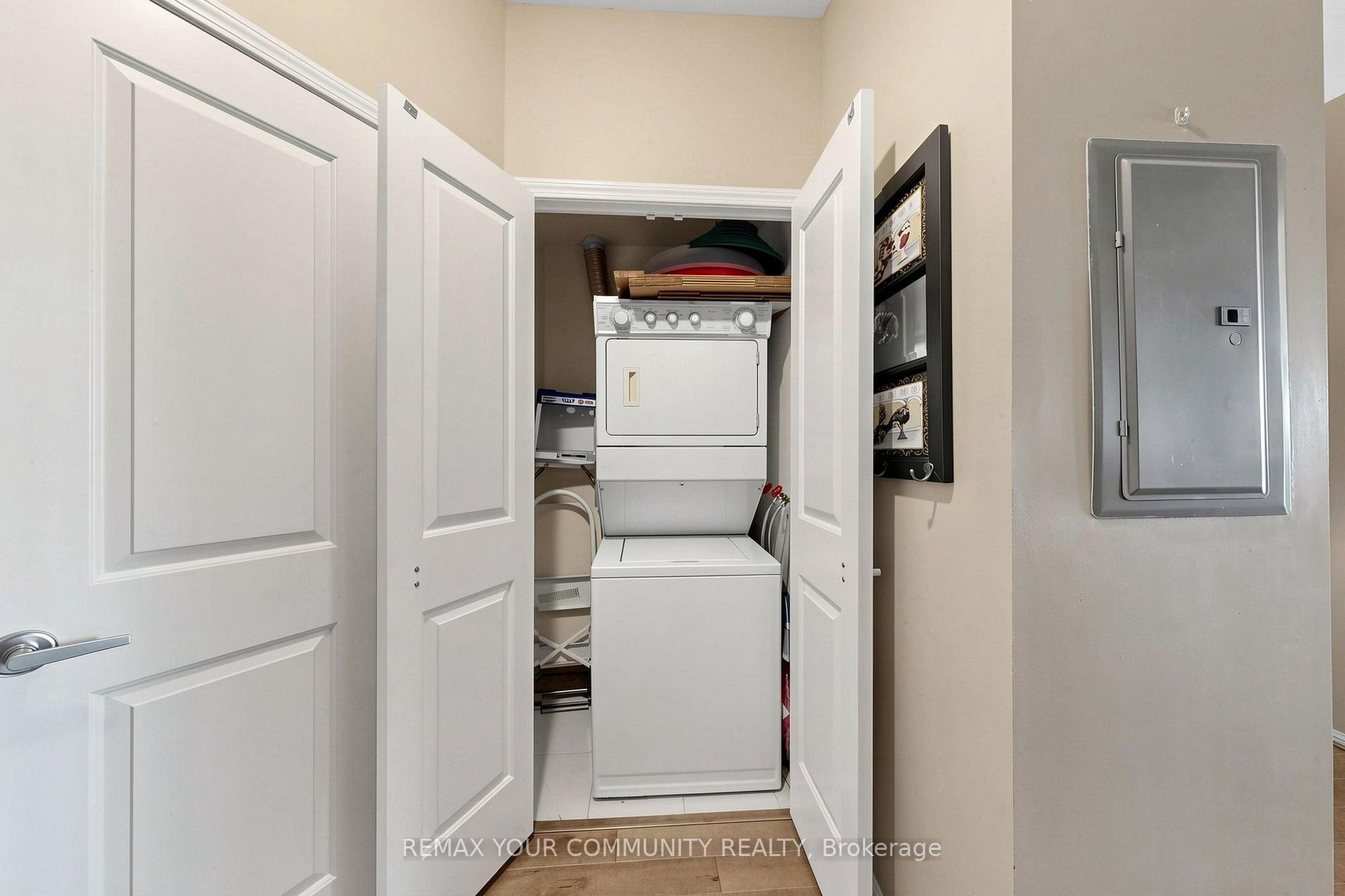 Photo 32 of Unit 1506, 15 Windermere Avenue, Toronto, High Park-Swansea — HOMEH