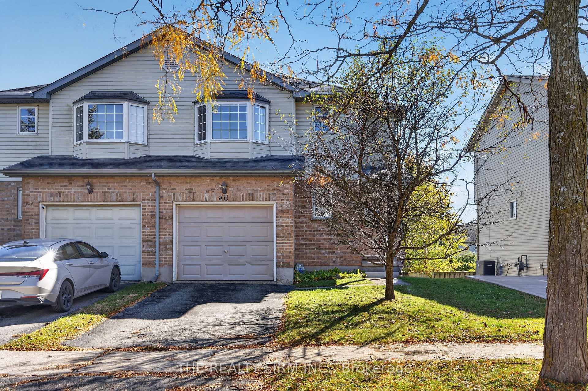 Photo of 941 Thistledown Way