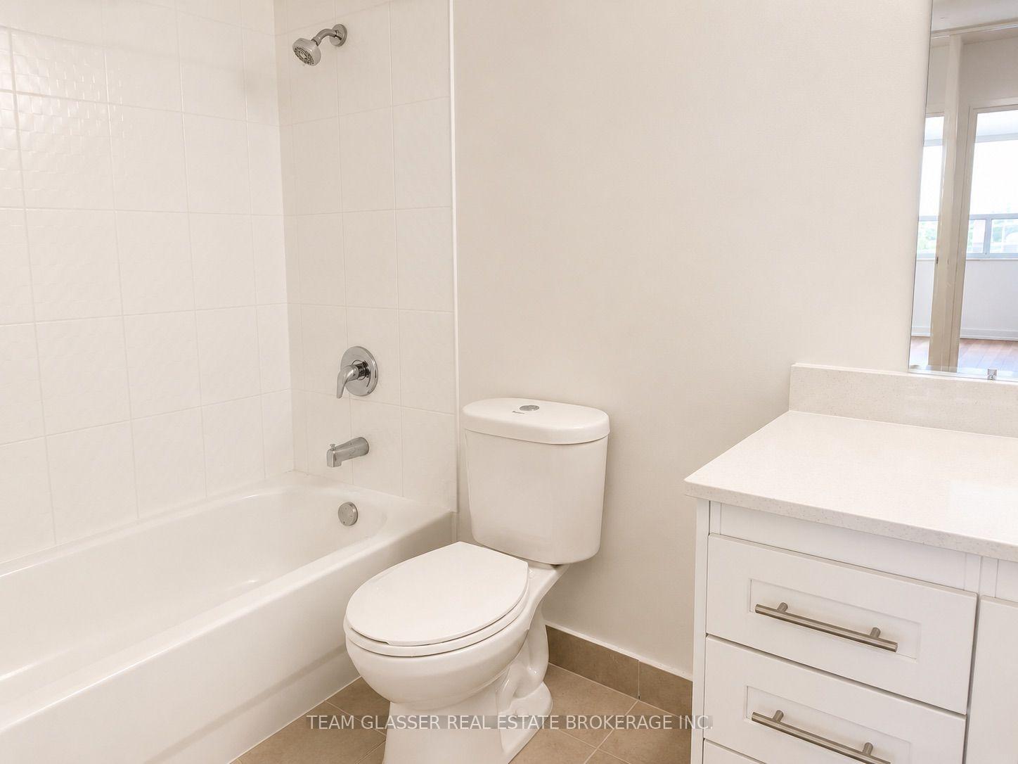 Photo 10 of Unit 509, 396 Queens Avenue, London, East F — HOMEH