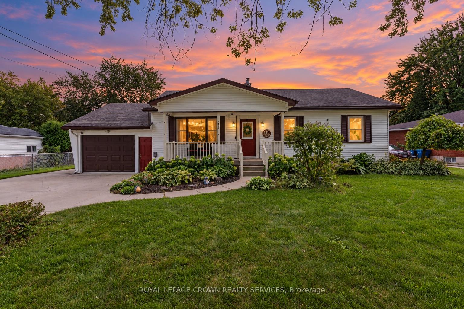 Photo 1 of 113 Whitelock Street, Stratford — HOMEH