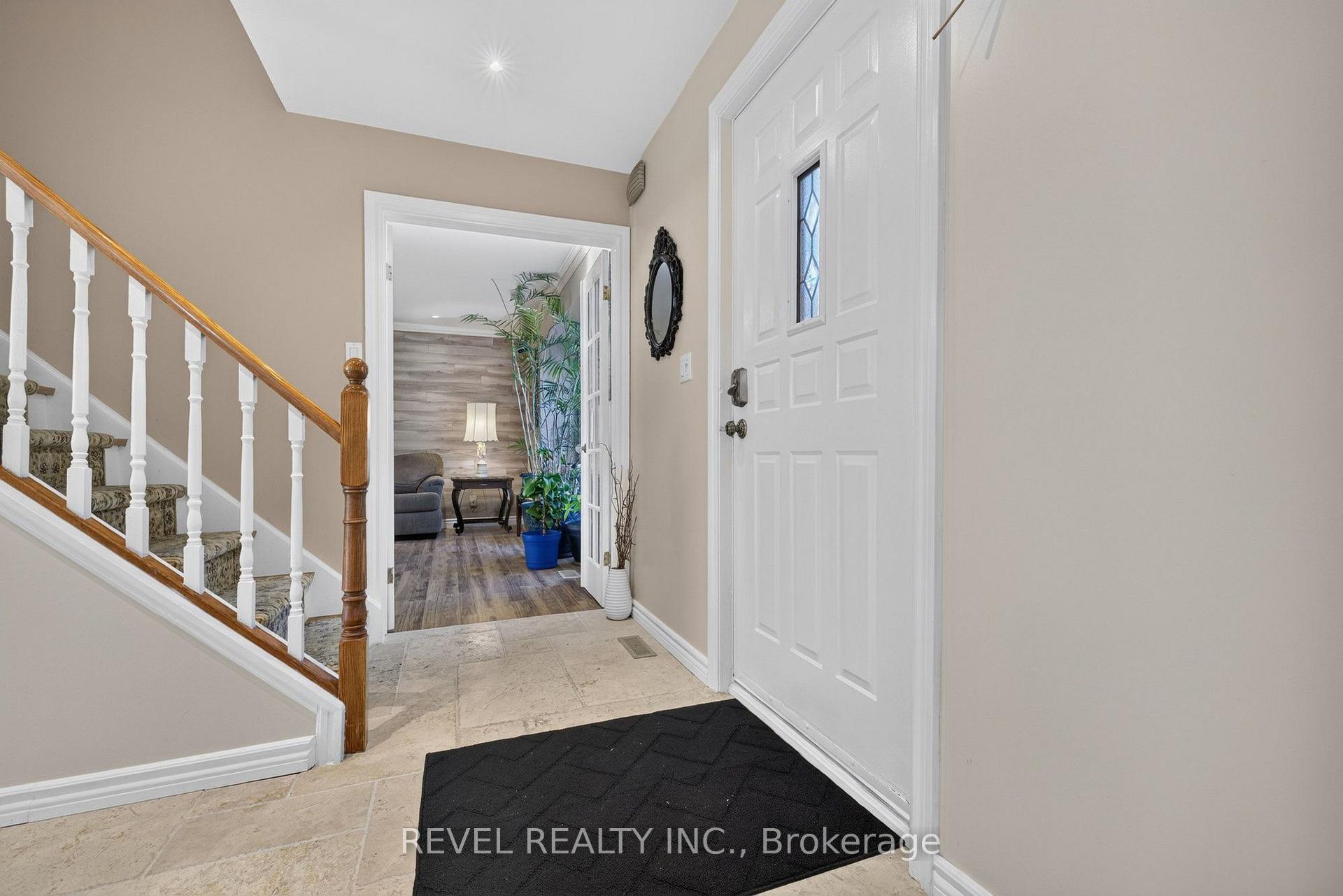 Photo 6 of 2084 Fifteenth Side Road, Milton, Moffat — HOMEH