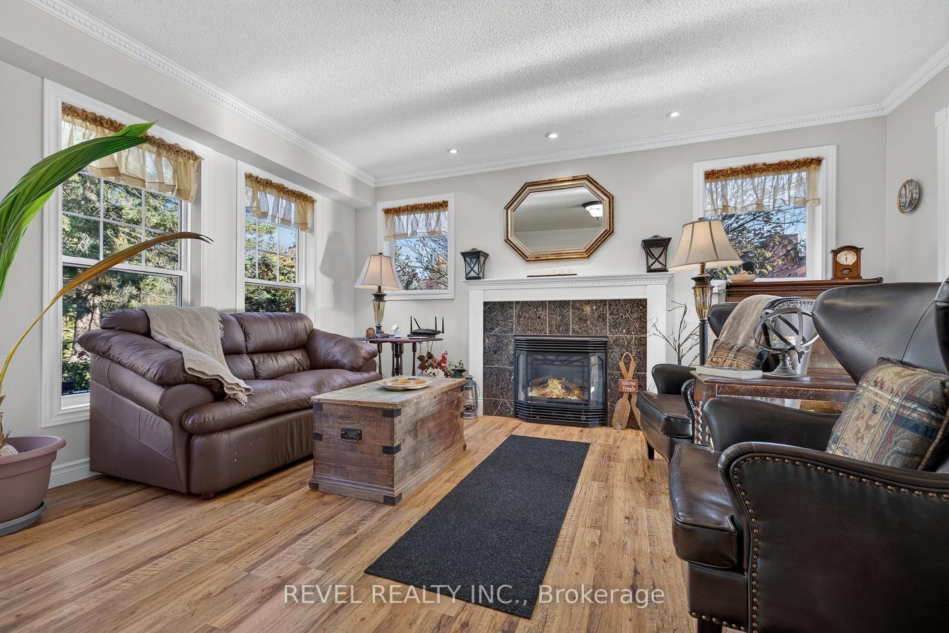 Photo 9 of 2084 Fifteenth Side Road, Milton, Moffat — HOMEH