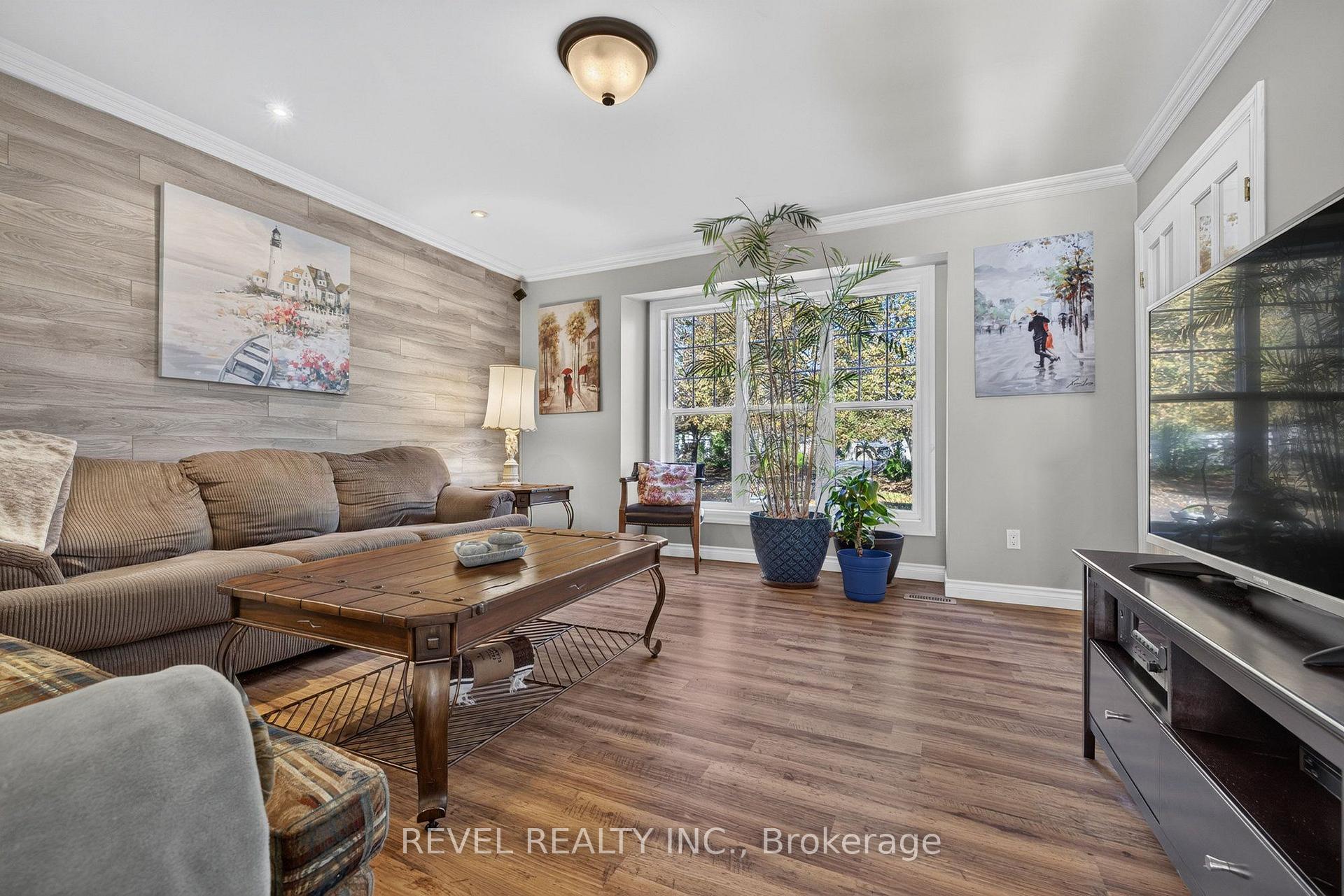 Photo 11 of 2084 Fifteenth Side Road, Milton, Moffat — HOMEH