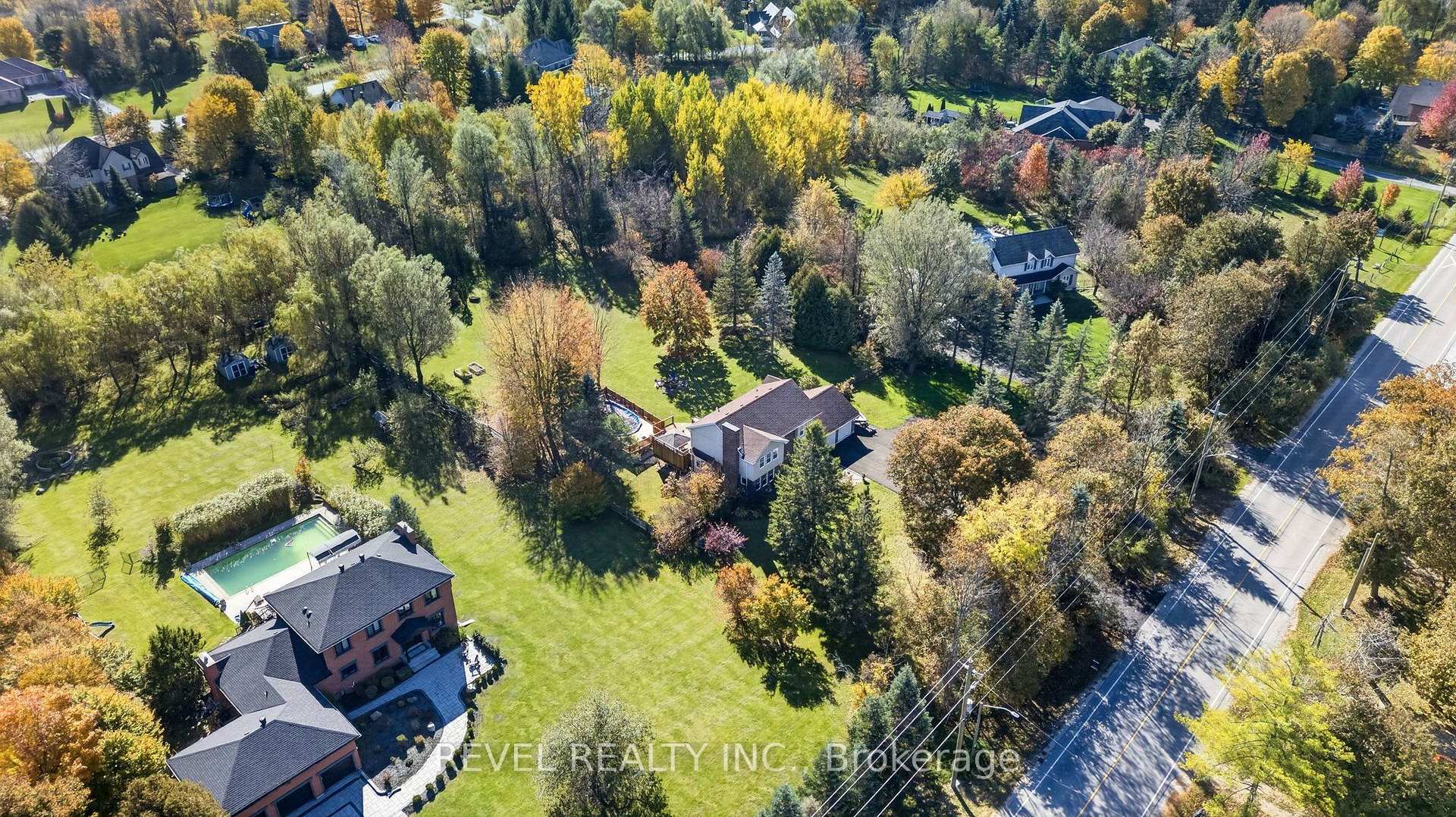 Photo 47 of 2084 Fifteenth Side Road, Milton, Moffat — HOMEH