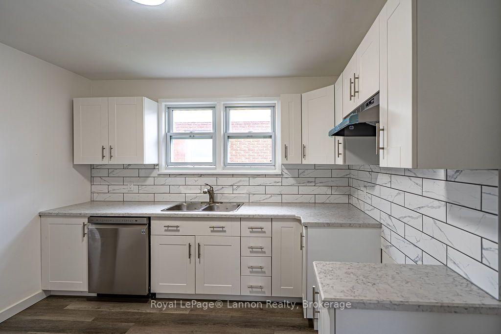 Photo 8 of 356 Kingsway Avenue, Thunder Bay, Hyde Park — HOMEH