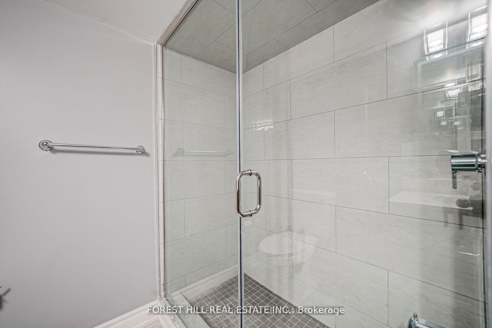 Photo 13 of Unit Lower, 39A Lippincott Street E, North York, Weston — HOMEH