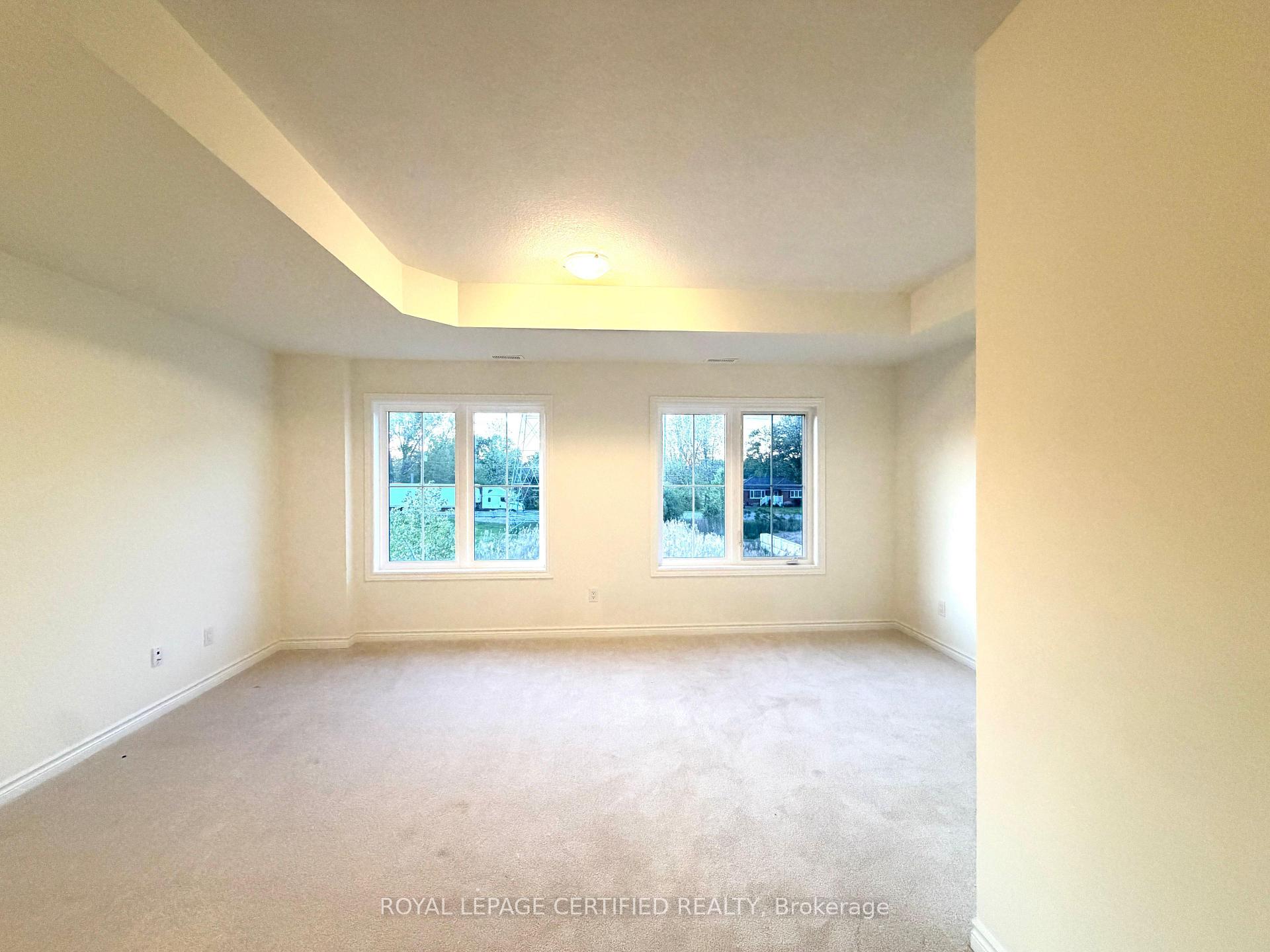 Photo 6 of 677 Park Road, Brantford, Lynden Hills — HOMEH