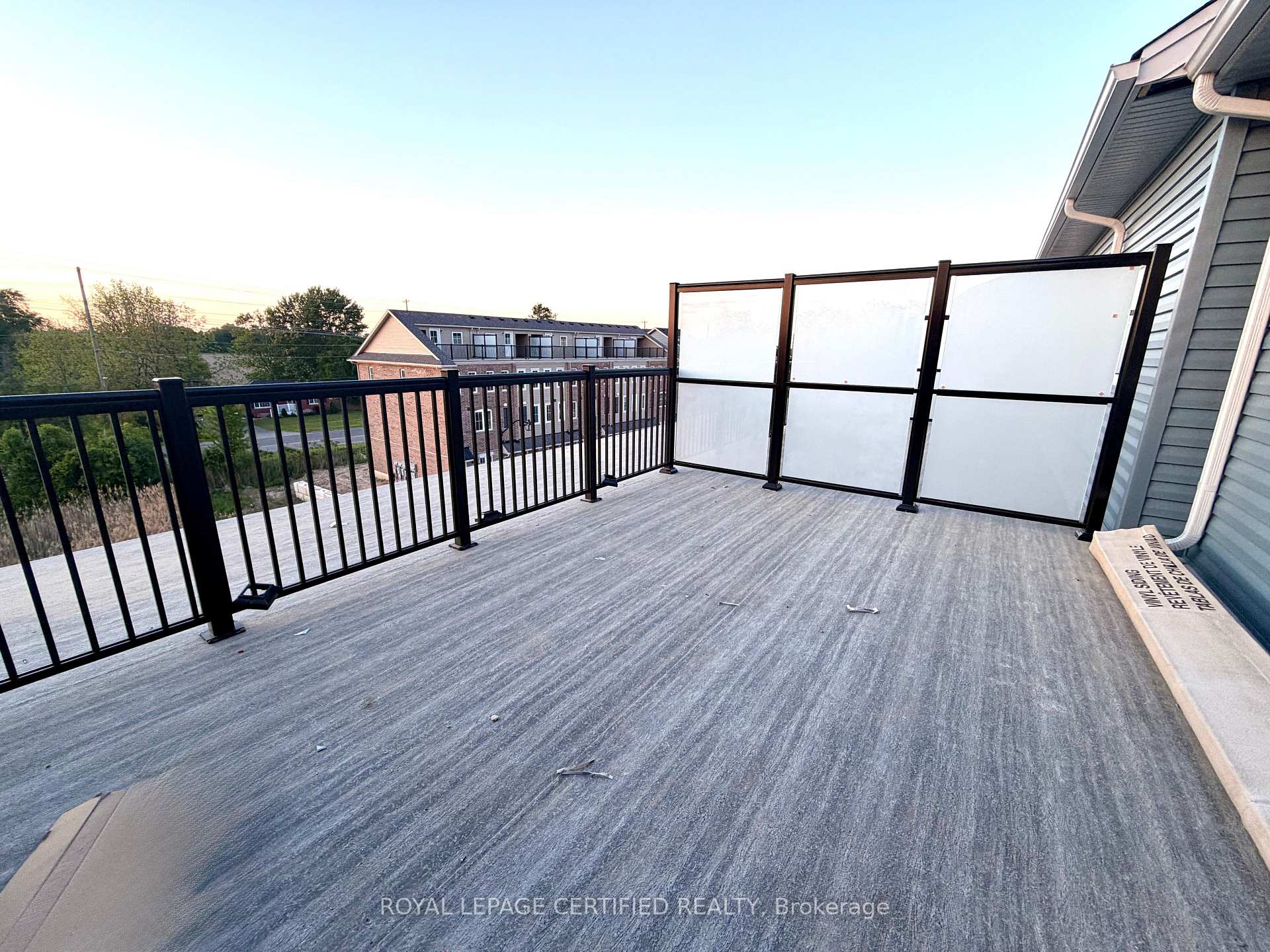 Photo 15 of 677 Park Road, Brantford, Lynden Hills — HOMEH