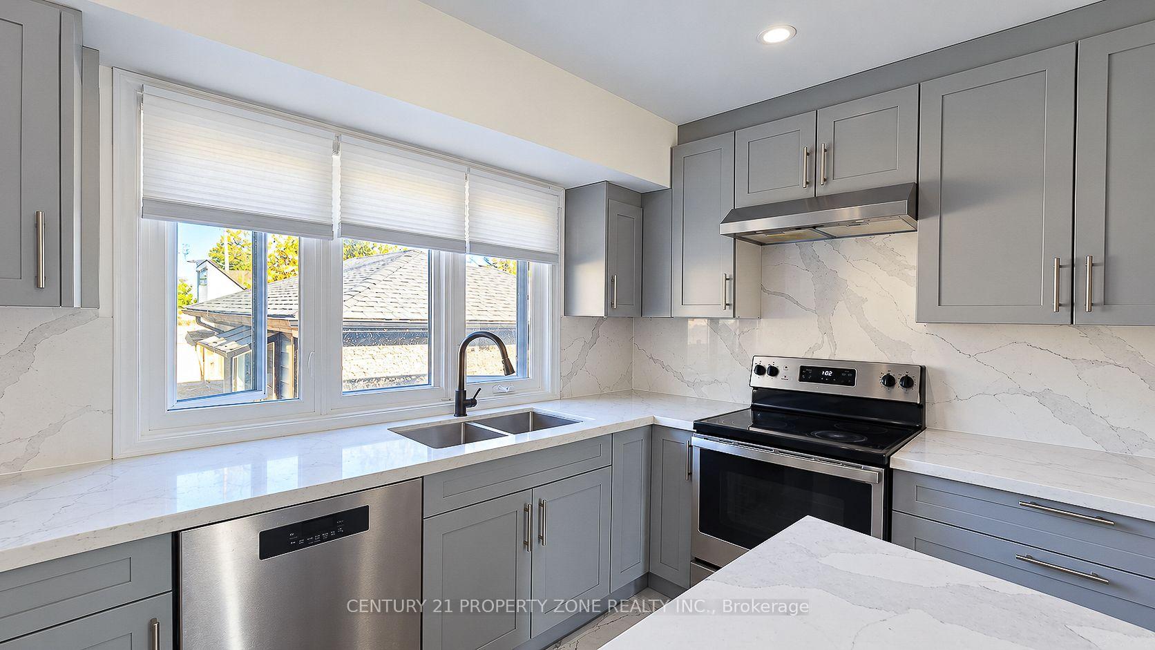 Photo 3 of 234 Pelham Road, St. Catharines, Western Hill — HOMEH