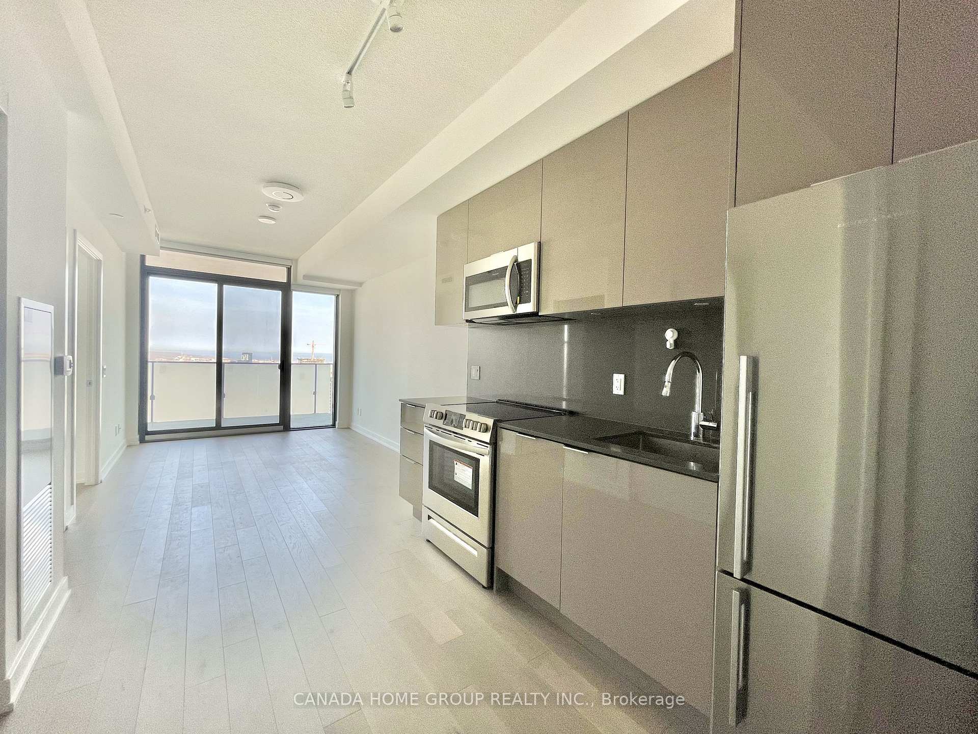Photo 3 of Unit 3201, 25 Richmond Street E, Toronto, Church-Yonge Corridor — HOMEH