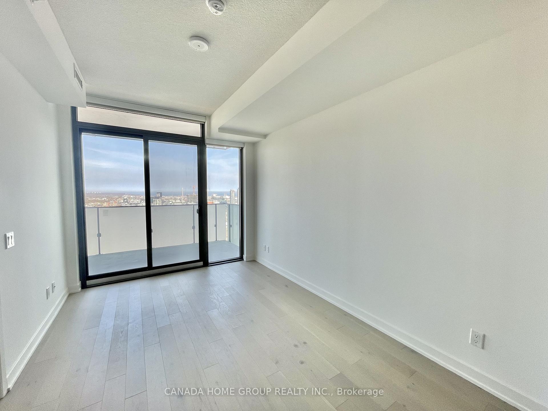 Photo 4 of Unit 3201, 25 Richmond Street E, Toronto, Church-Yonge Corridor — HOMEH