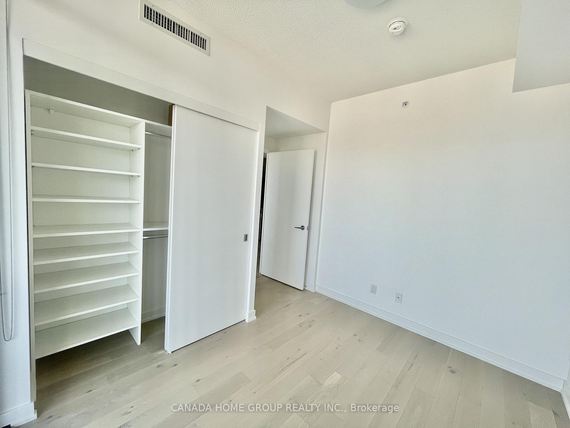 Photo 8 of Unit 3201, 25 Richmond Street E, Toronto, Church-Yonge Corridor — HOMEH