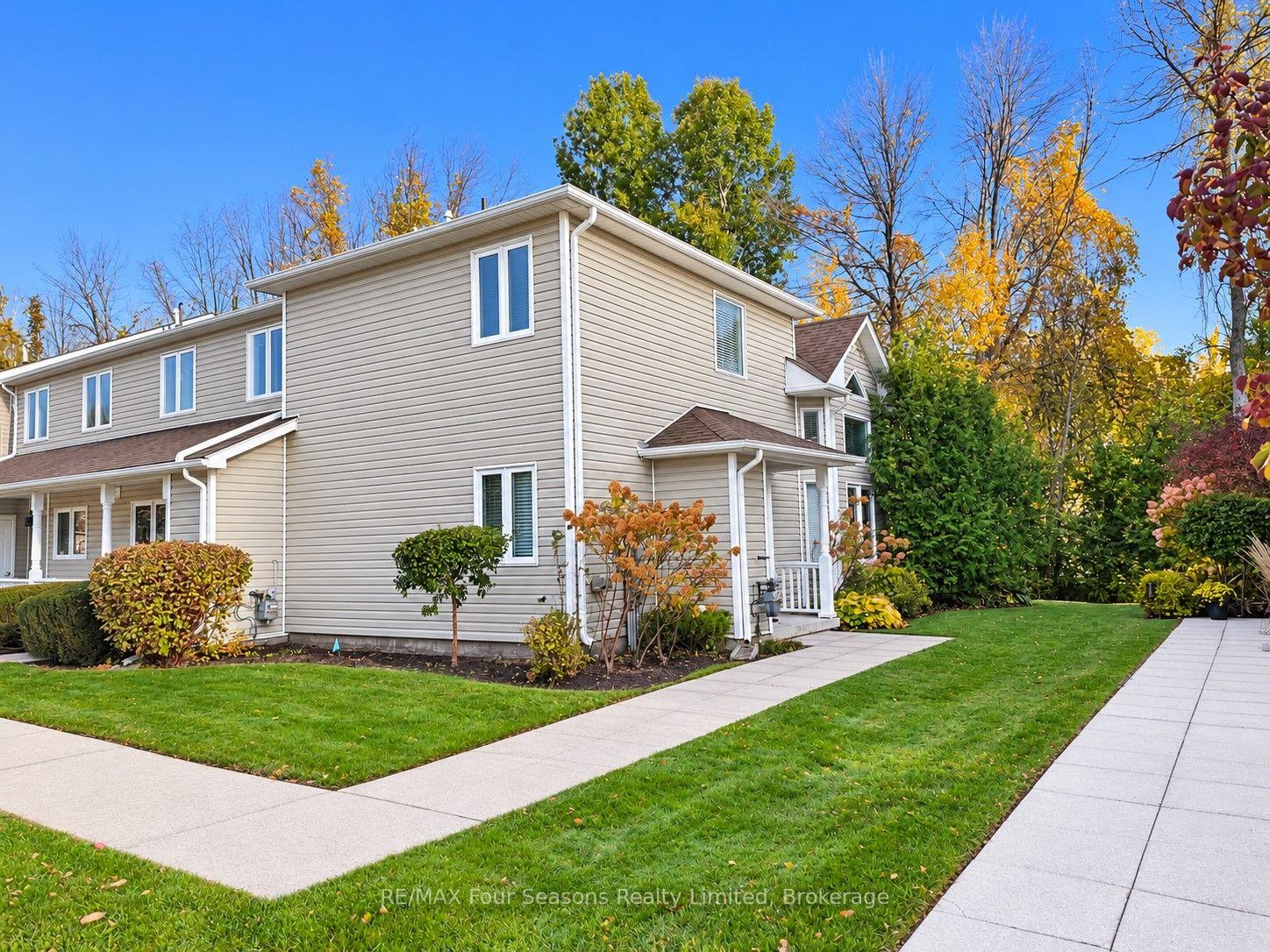 Photo 1 of Unit 21, 41 Sundial Court, Collingwood — HOMEH