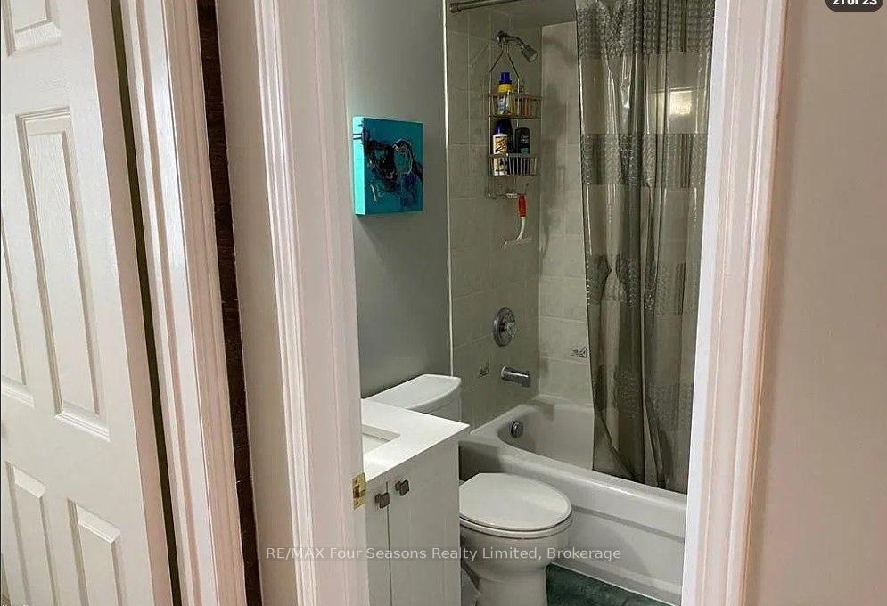 Photo 13 of Unit 21, 41 Sundial Court, Collingwood — HOMEH
