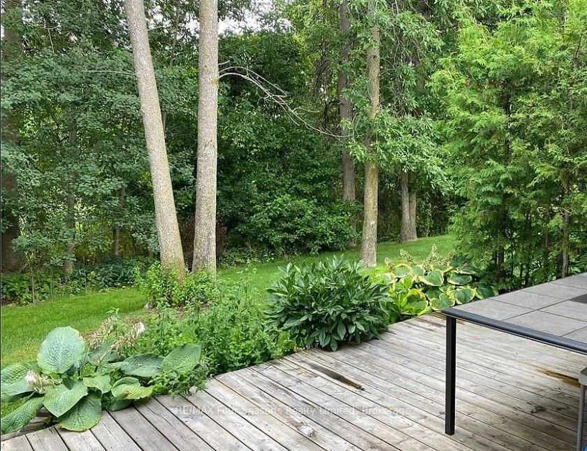 Photo 15 of Unit 21, 41 Sundial Court, Collingwood — HOMEH