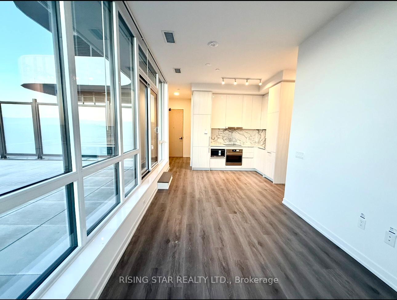 Photo 8 of Unit PH-105, 225 Commerce Street, Vaughan, Vaughan Corporate Centre — HOMEH