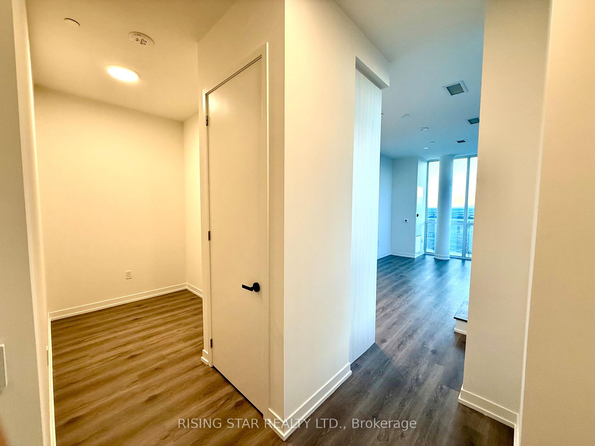 Photo 11 of Unit PH-105, 225 Commerce Street, Vaughan, Vaughan Corporate Centre — HOMEH
